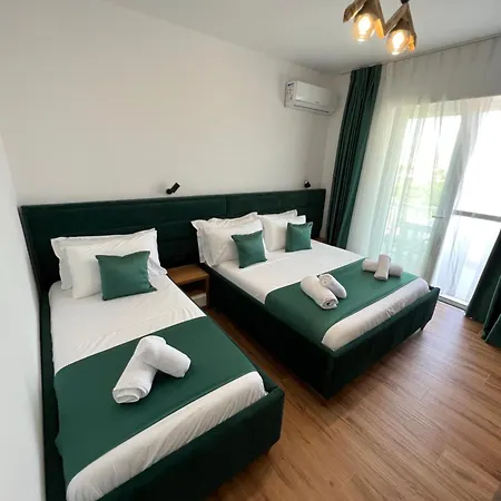 Illyrian מלון 4*