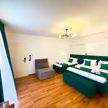 Illyrian ホテル 4*