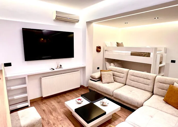 Illyrian 4* 卡萨米尔